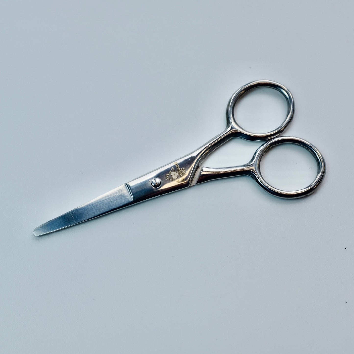 Montessori Scissors for Kids & Adults – Safe, Durable Toddler Cutting Tool for Fine Motor Skills & Arts and Crafts - Global Shipping