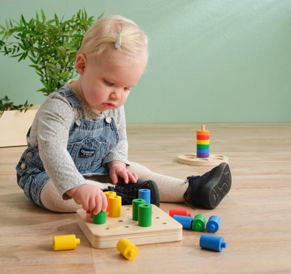 Wooden Cylinder Pegboard - from 20 months  - SHIP FROM NETHERLAND TO UK AND EUROPE ONLY